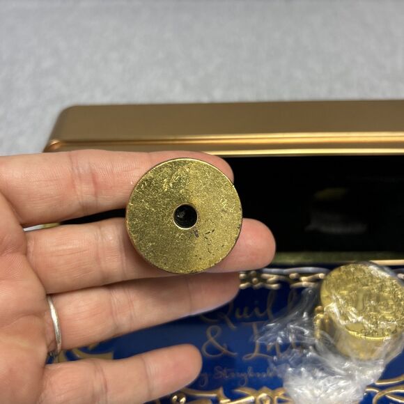 Storybook Cosmetics Quill & Ink Eyeliner Set NEW in Tin - Black with Tools - Picture 10 of 16